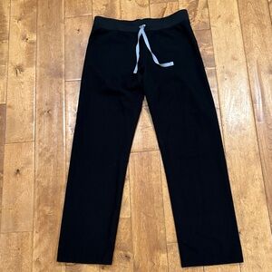 Figs Woman’s Livingston Black Scrub Pants with Gray Drawstring NWOT